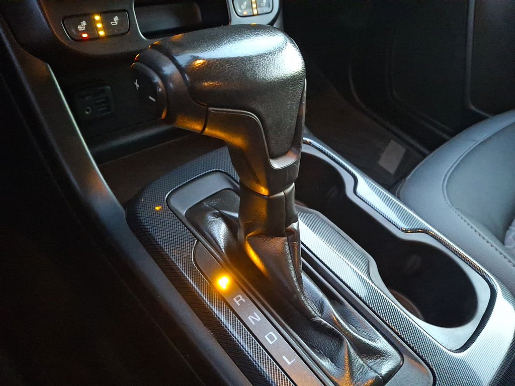 Thumbnail: 2021 Chevrolet Colorado - 12