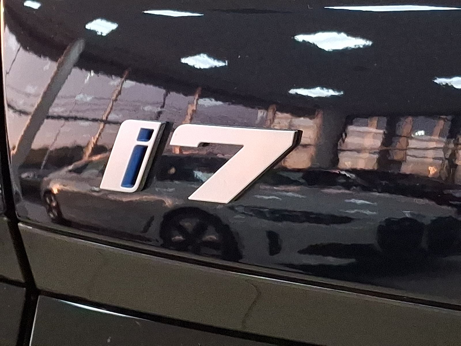 Thumbnail: 2025 BMW i7 - 28