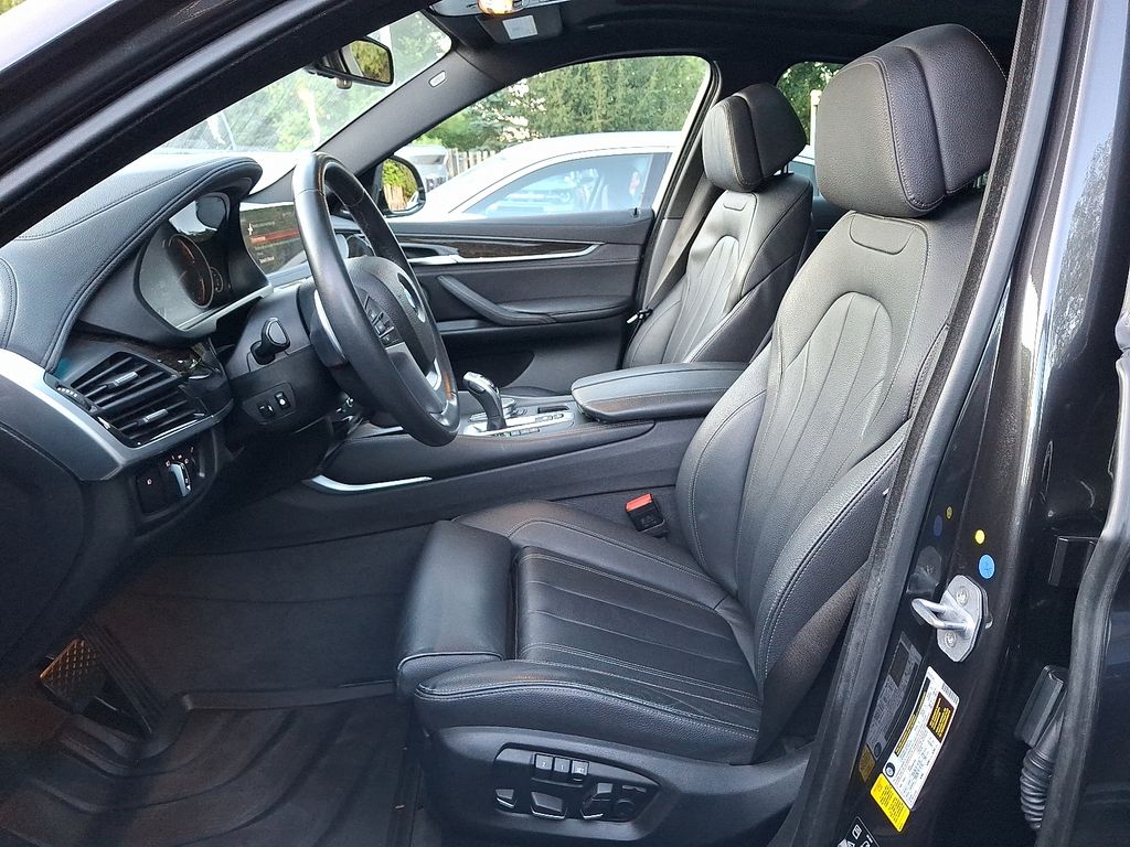 Thumbnail: 2018 BMW X6 - 11