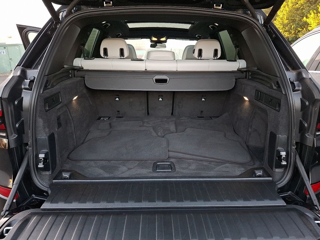 Thumbnail: 2025 BMW X5 - 25