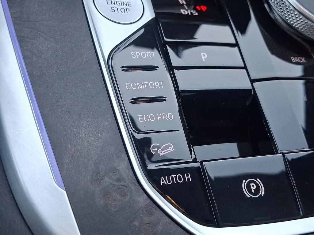 Thumbnail: 2023 BMW X7 - 20