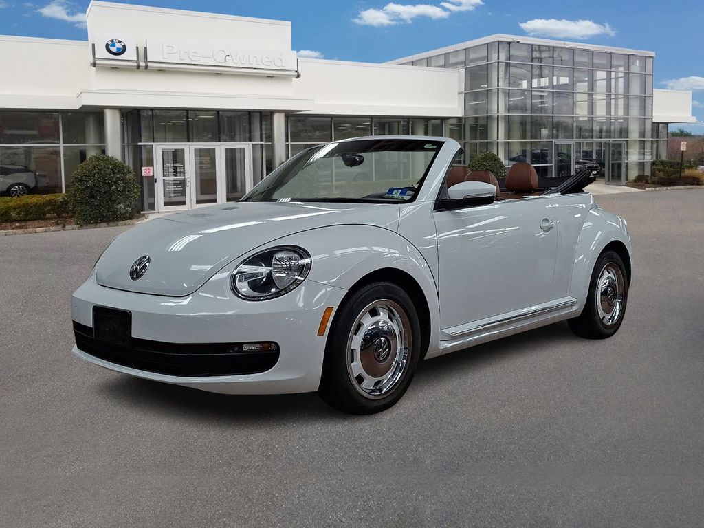Thumbnail: 2015 Volkswagen Beetle - 1