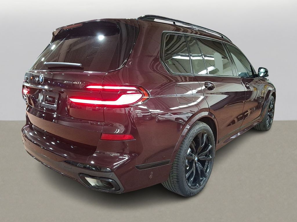 Thumbnail: 2024 BMW X7 - 4
