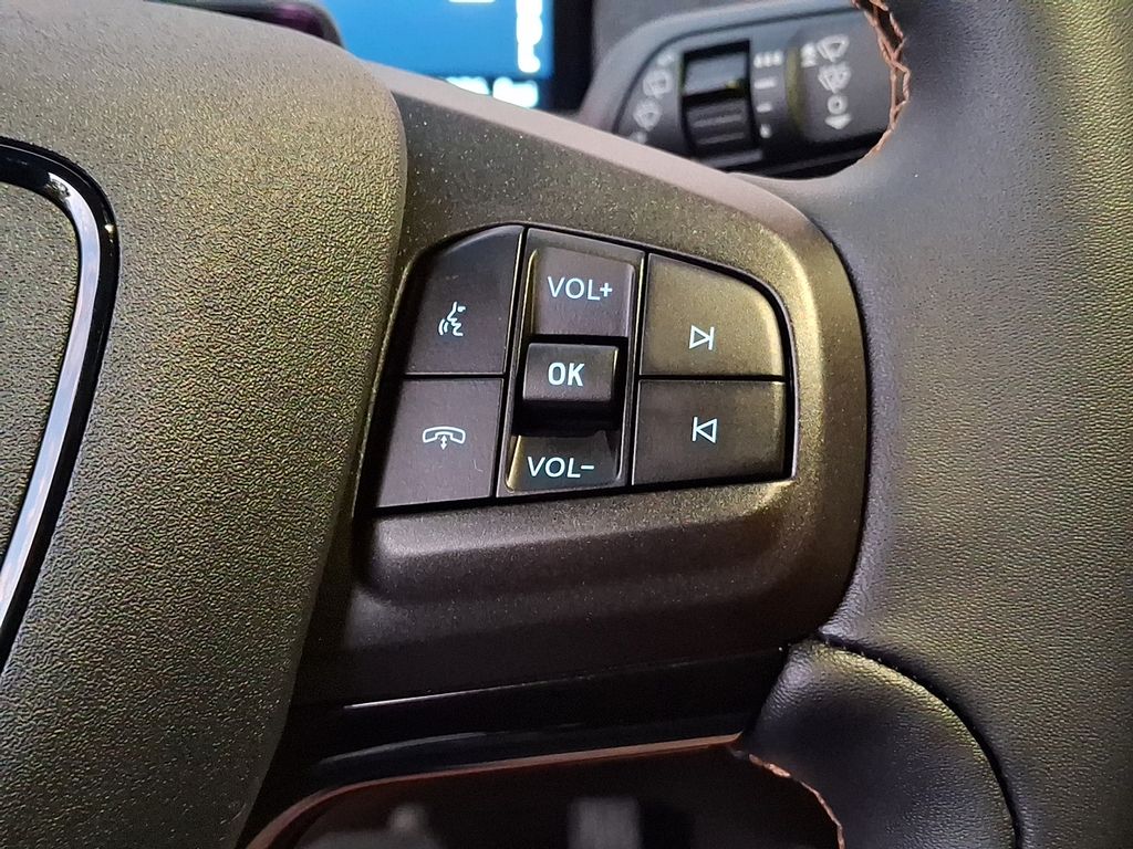 Thumbnail: 2022 Ford Mustang Mach-E - 21