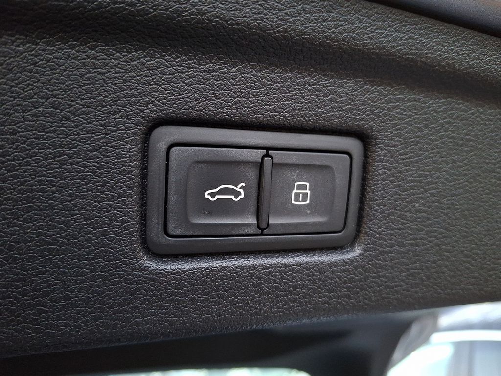 Thumbnail: 2019 Audi A5 - 27