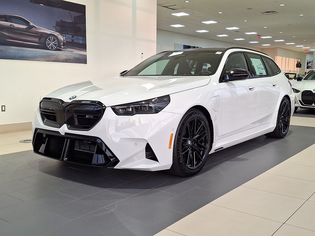 2026 BMW M5 M5 Touring's photo