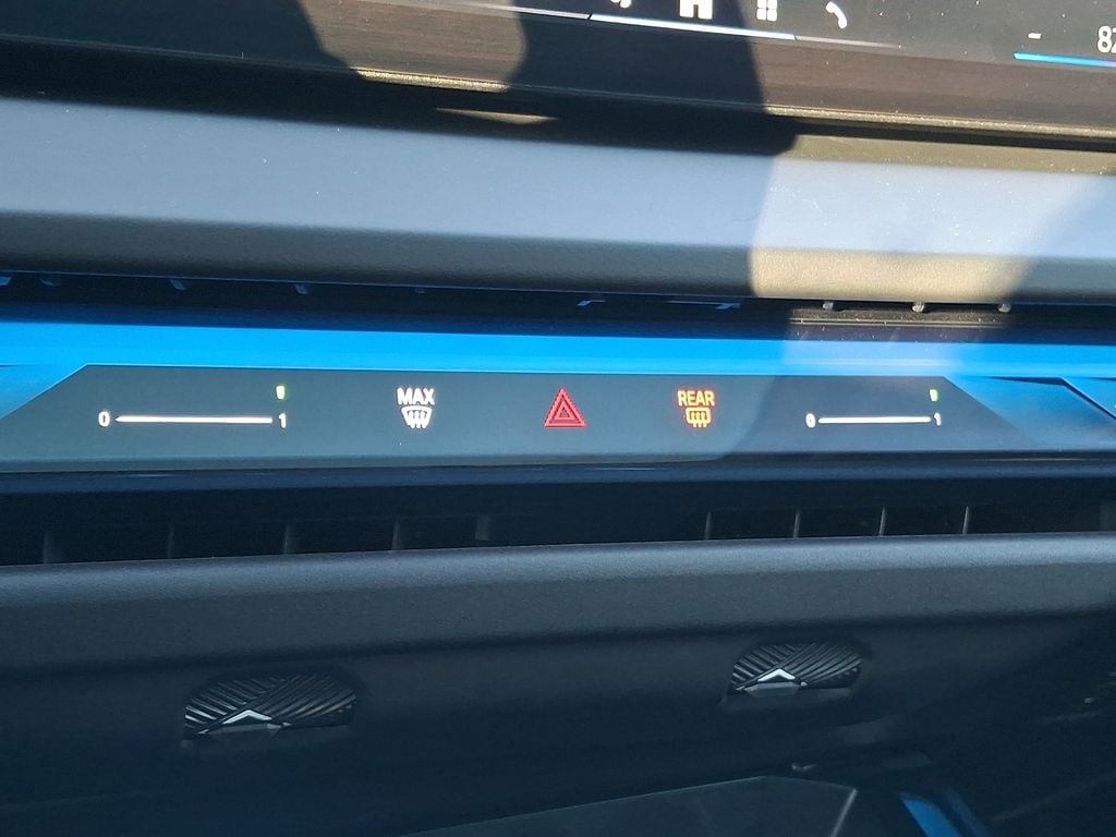 Thumbnail: 2025 BMW X3 - 13