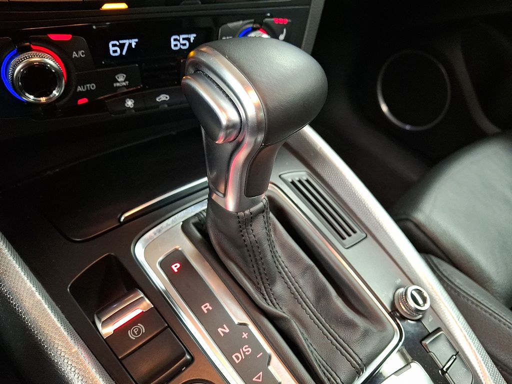 Thumbnail: 2016 Audi Q5 - 13