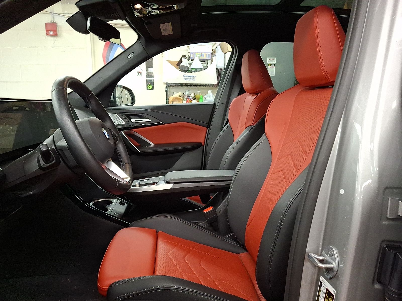 Thumbnail: 2025 BMW X1 - 10