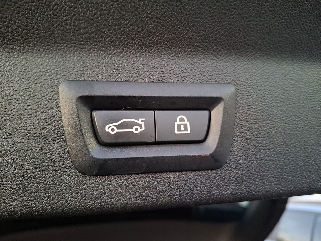 Thumbnail: 2020 BMW X3 - 28