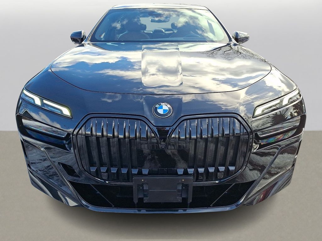 Thumbnail: 2023 BMW 7 Series - 2