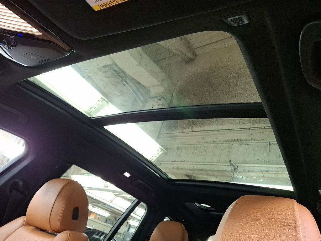 Thumbnail: 2021 BMW X7 - 13