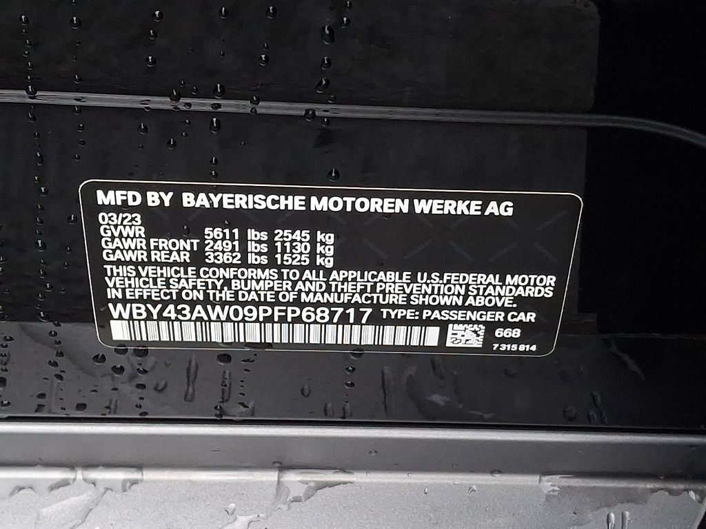 Thumbnail: 2023 BMW i4 - 25