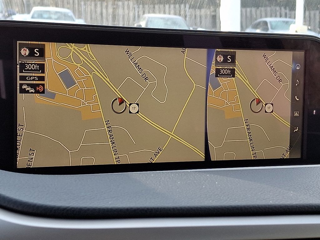 Thumbnail: 2017 Lexus RX - 15