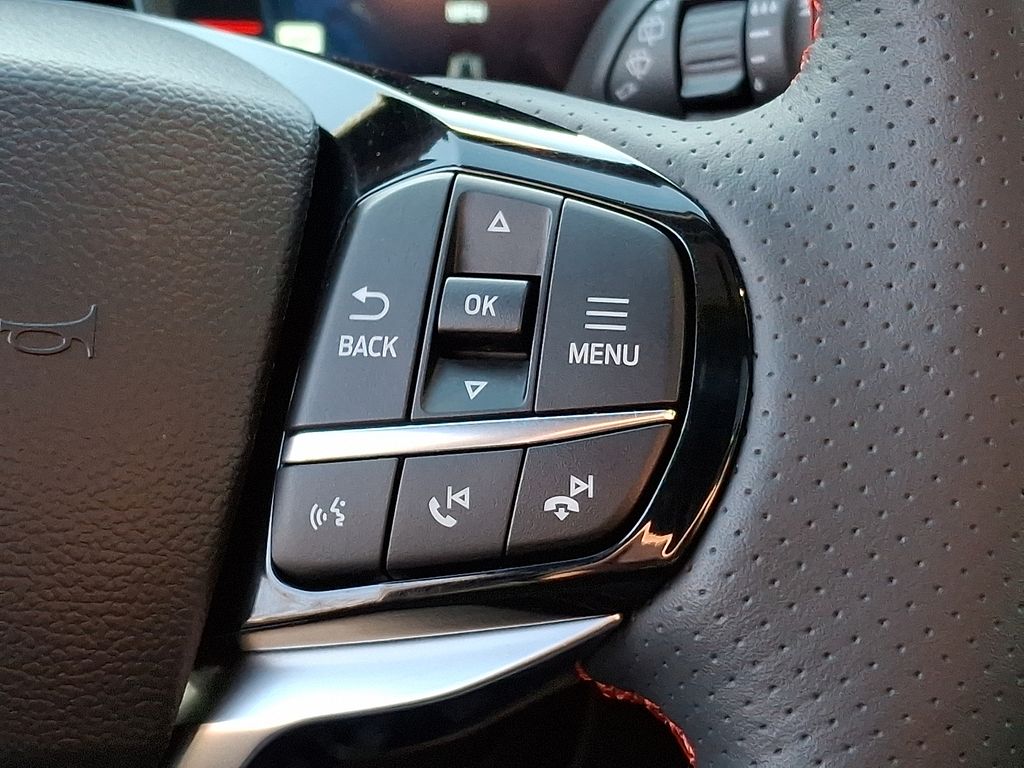 Thumbnail: 2025 Ford Explorer - 18