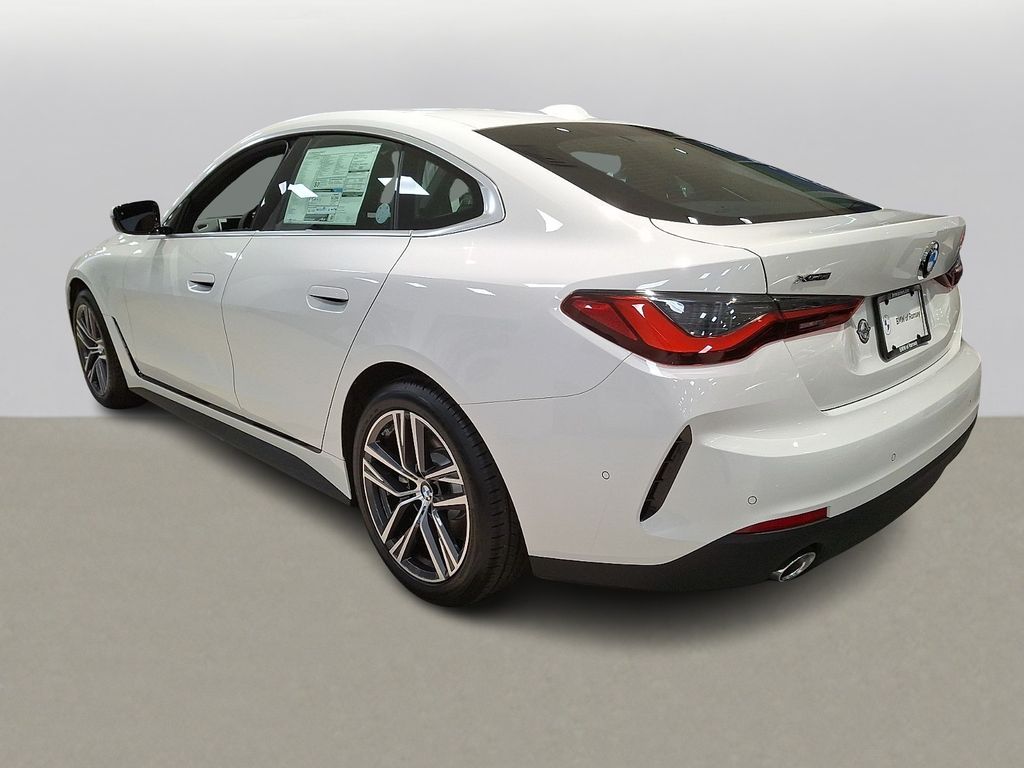 Thumbnail: 2026 BMW 4 Series - 5