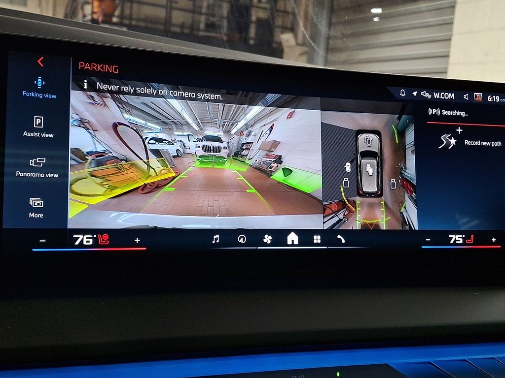 Thumbnail: 2025 BMW X3 - 16