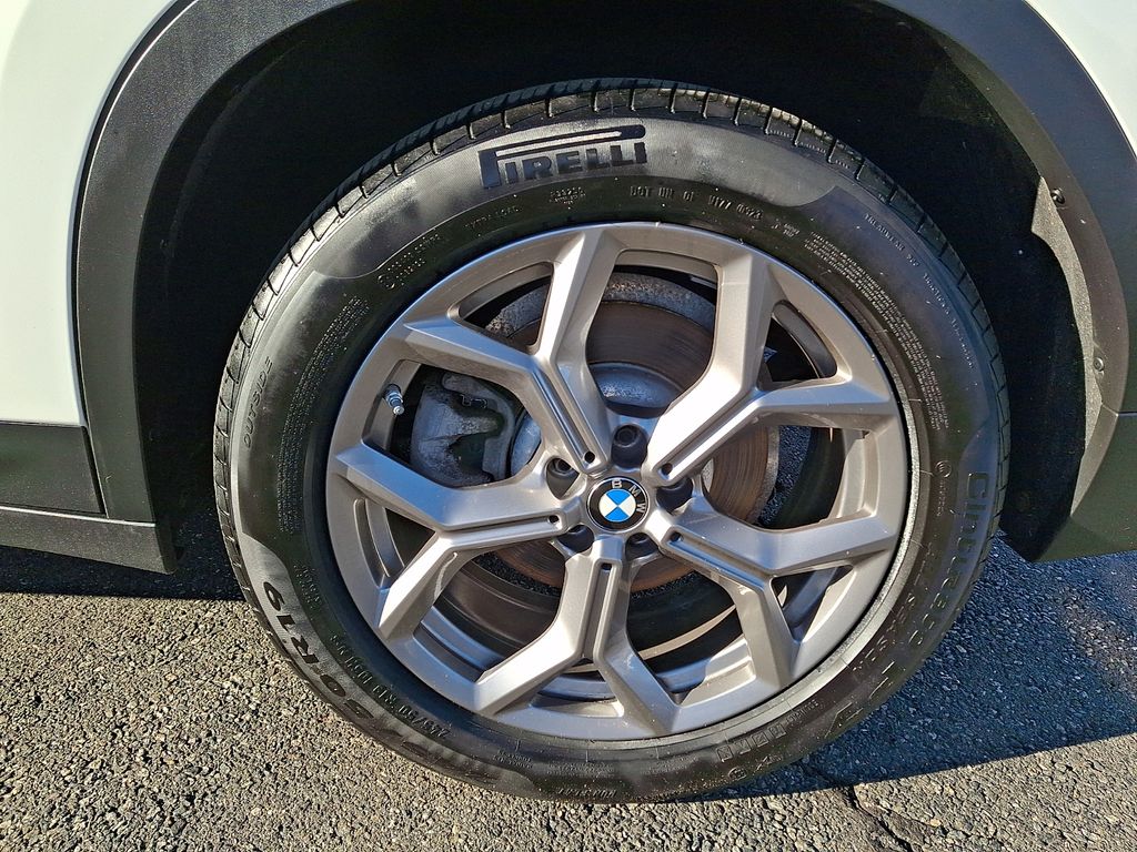 Thumbnail: 2020 BMW X4 - 8