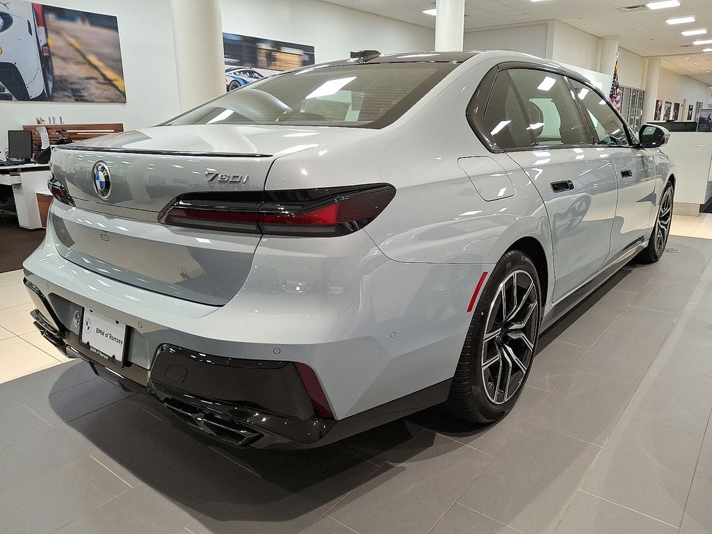 2025 Bmw 760i xDrive photo 4