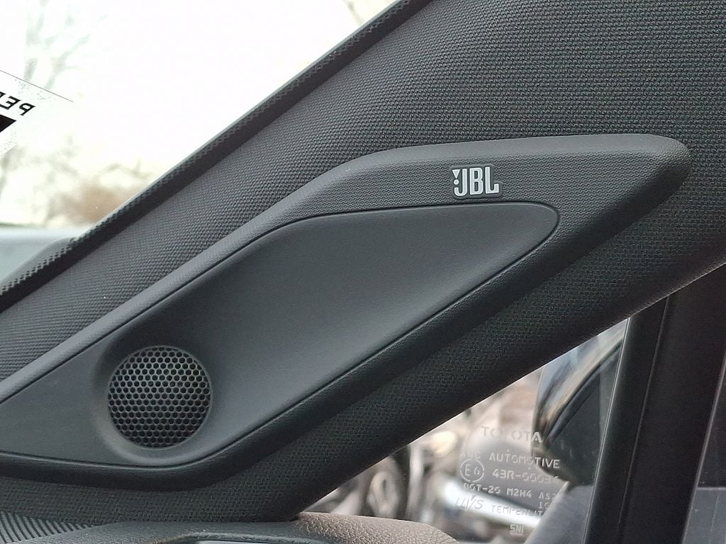 Thumbnail: 2023 Toyota RAV4 - 23