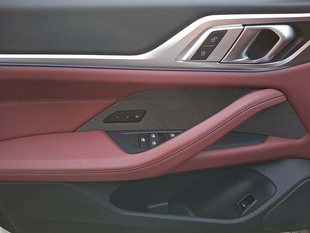 Thumbnail: 2023 BMW i4 - 8