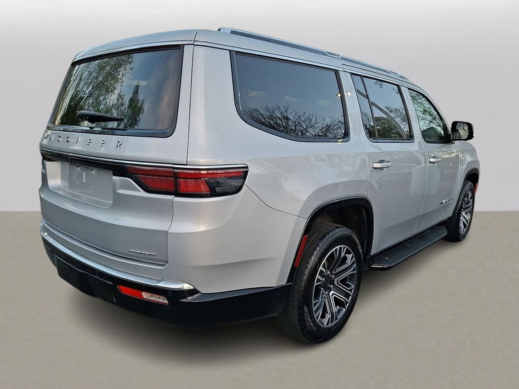 Thumbnail: 2024 Jeep Wagoneer - 4