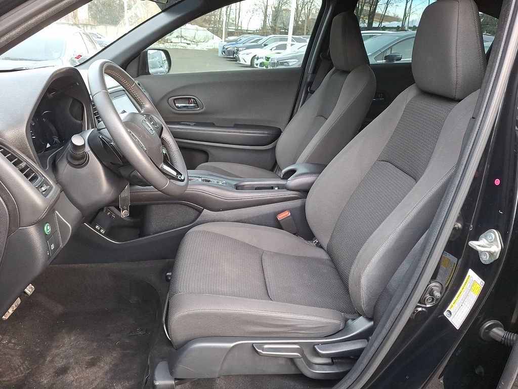 Thumbnail: 2019 Honda HR-V - 10