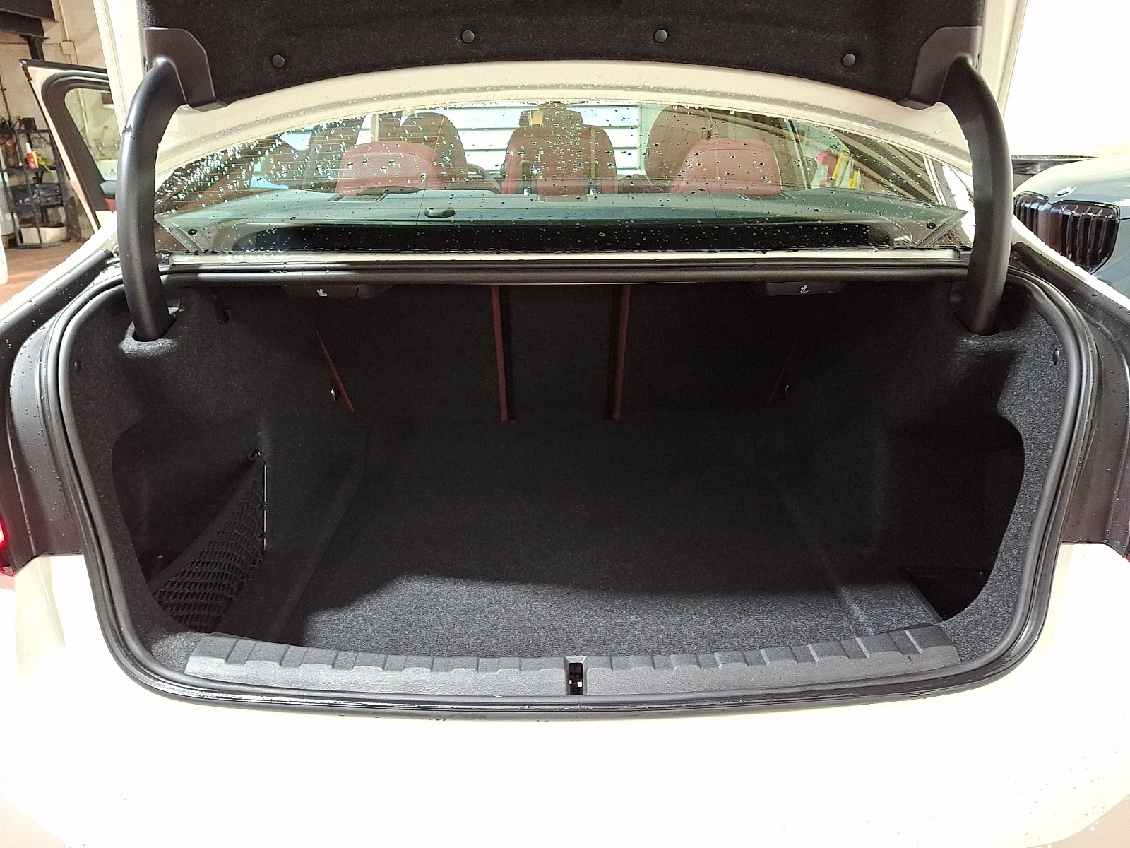 Thumbnail: 2025 BMW 3 Series - 27