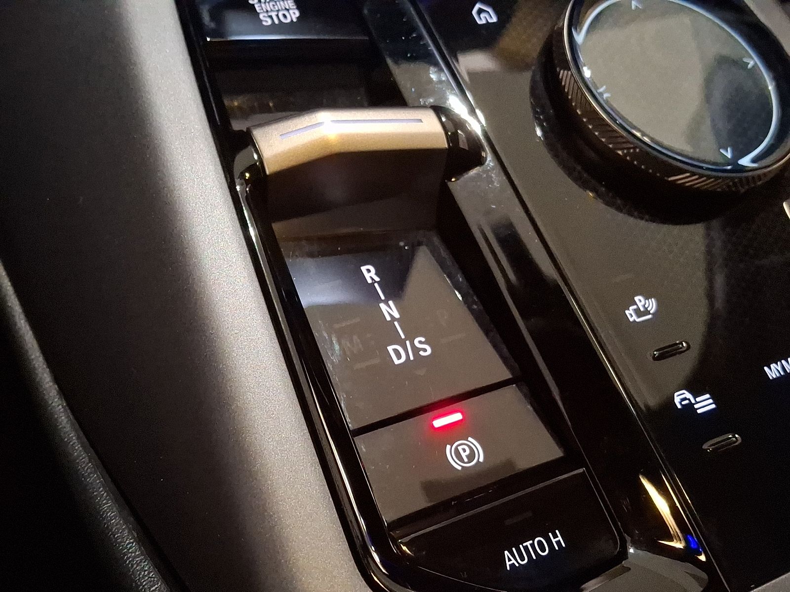 Thumbnail: 2025 BMW X3 - 12