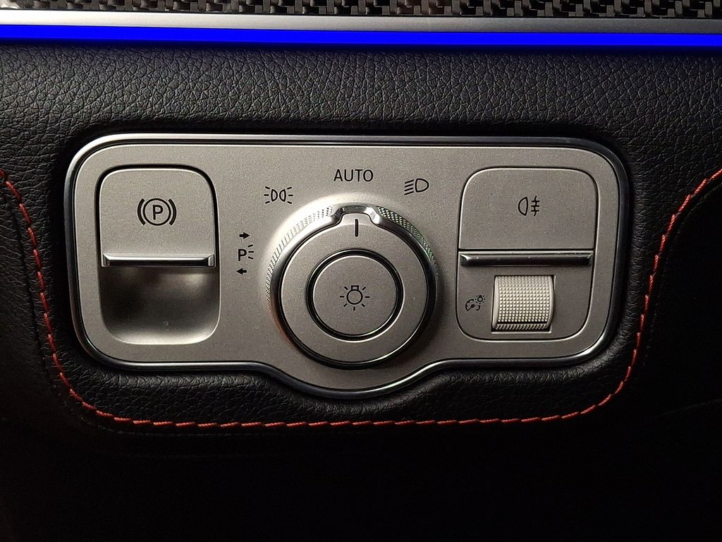 Thumbnail: 2021 Mercedes-Benz GLE - 21