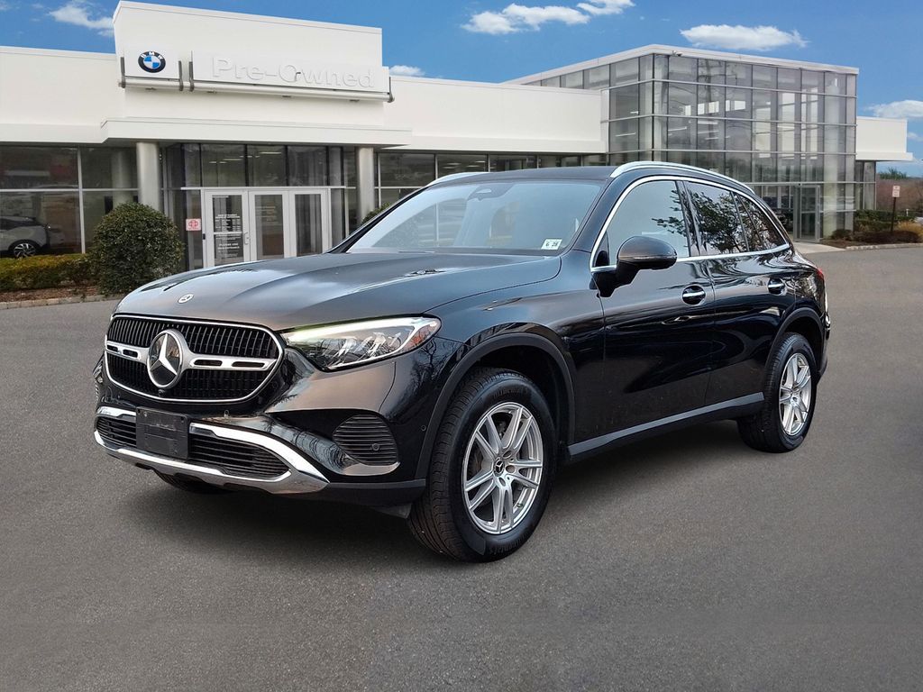 Thumbnail: 2023 Mercedes-Benz GLC - 1