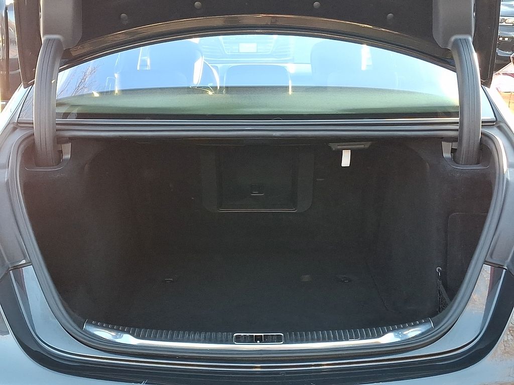 Thumbnail: 2022 Mercedes-Benz S-Class - 26