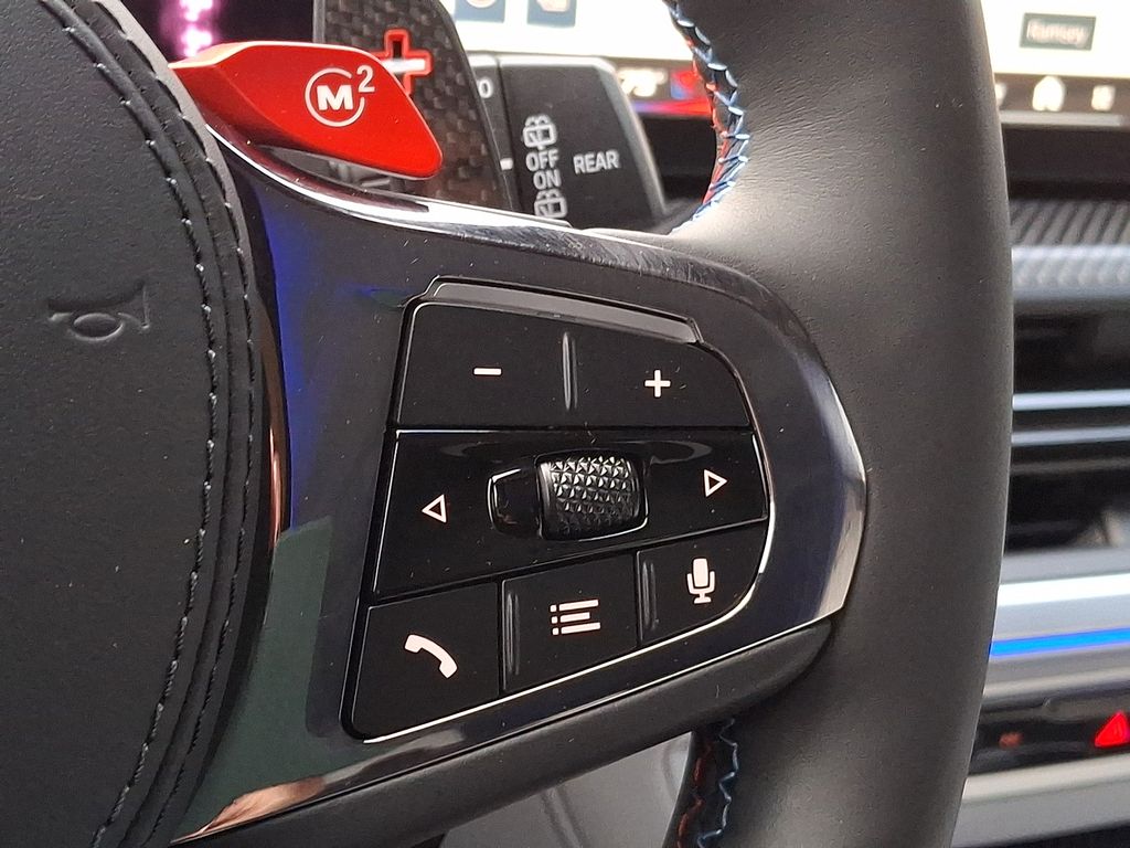 Thumbnail: 2024 BMW XM - 18