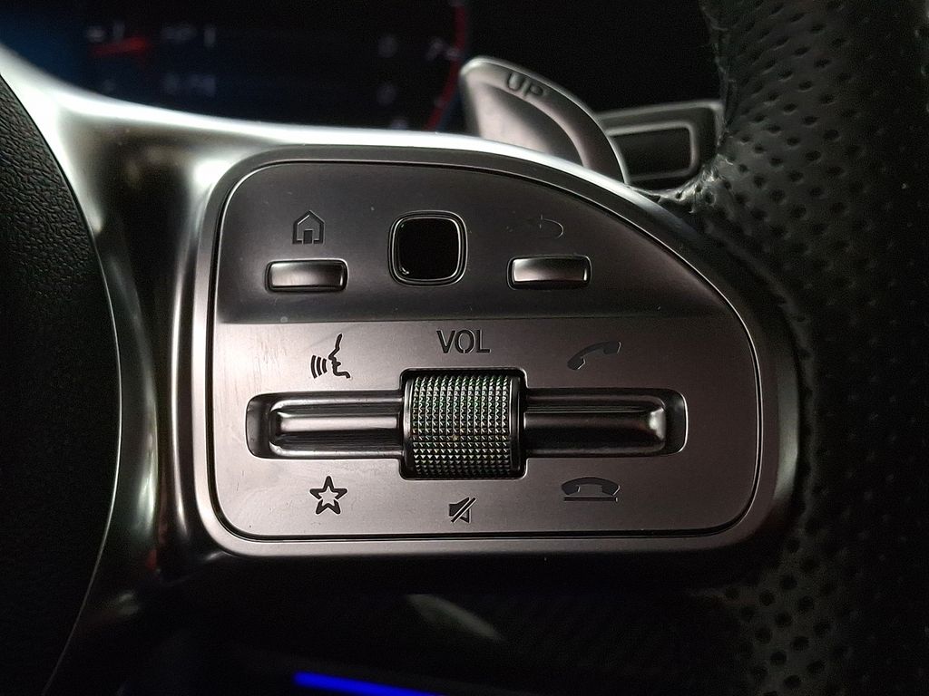 Thumbnail: 2021 Mercedes-Benz GLE - 17