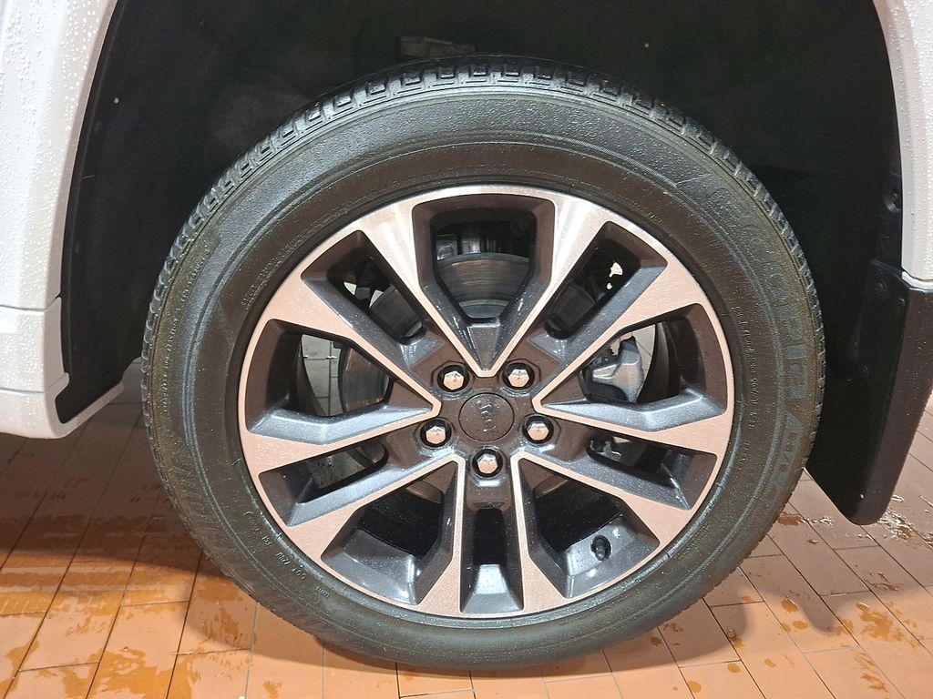 Thumbnail: 2023 Jeep Grand Cherokee - 7