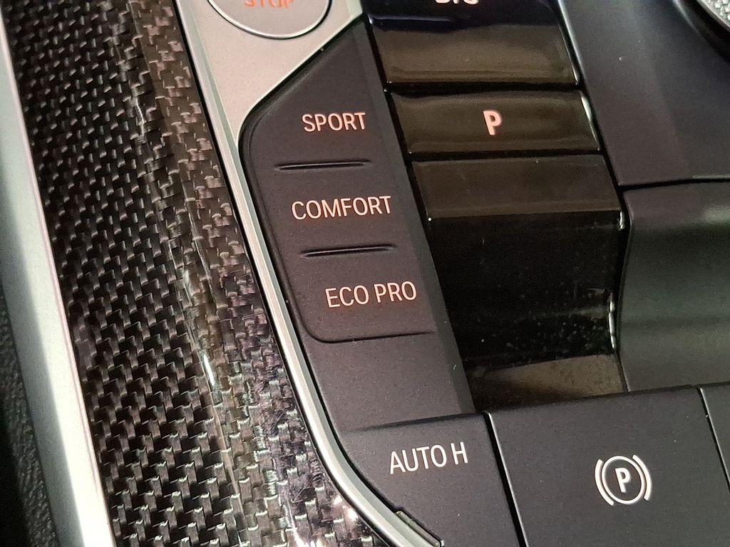 Thumbnail: 2025 BMW 4 Series - 22