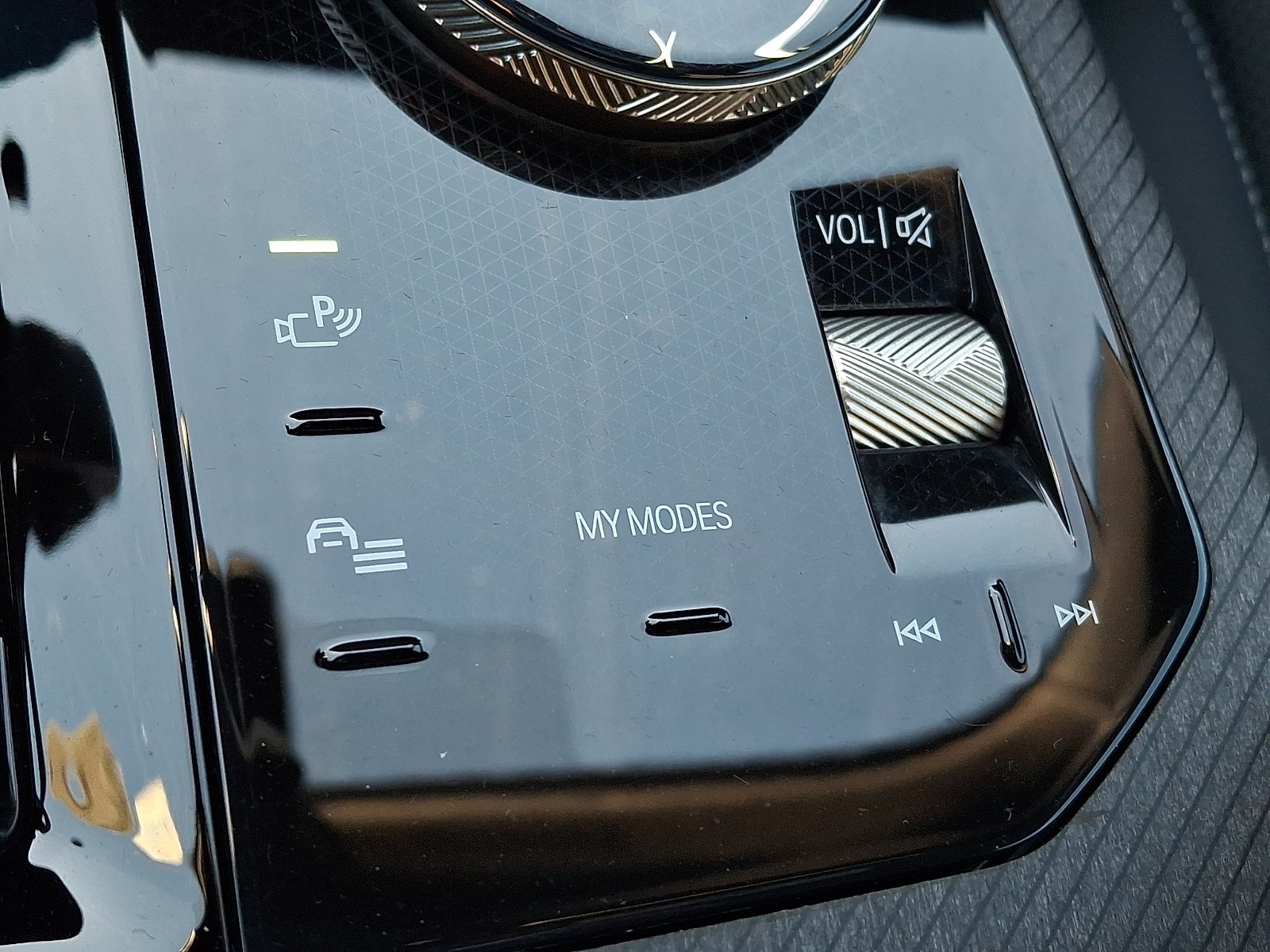 Thumbnail: 2025 BMW X3 - 20