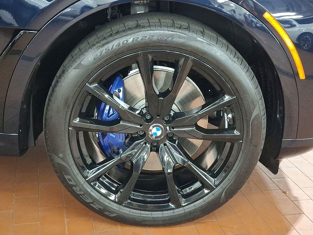 Thumbnail: 2026 BMW X7 - 22