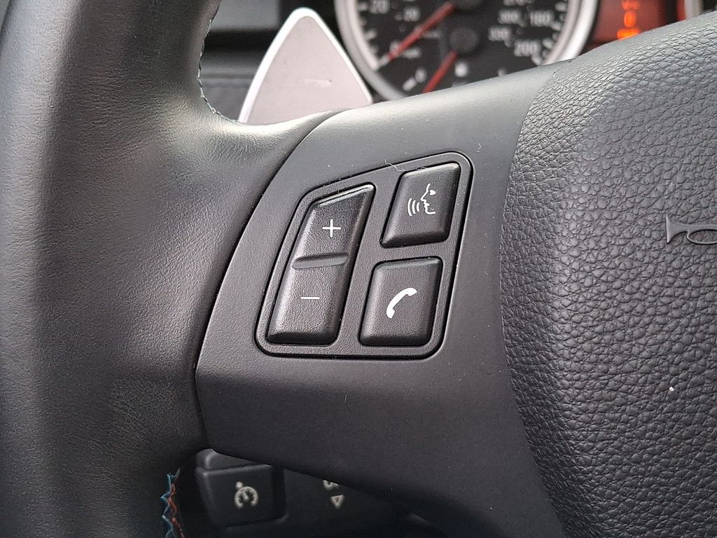 Thumbnail: 2012 BMW M3 - 16