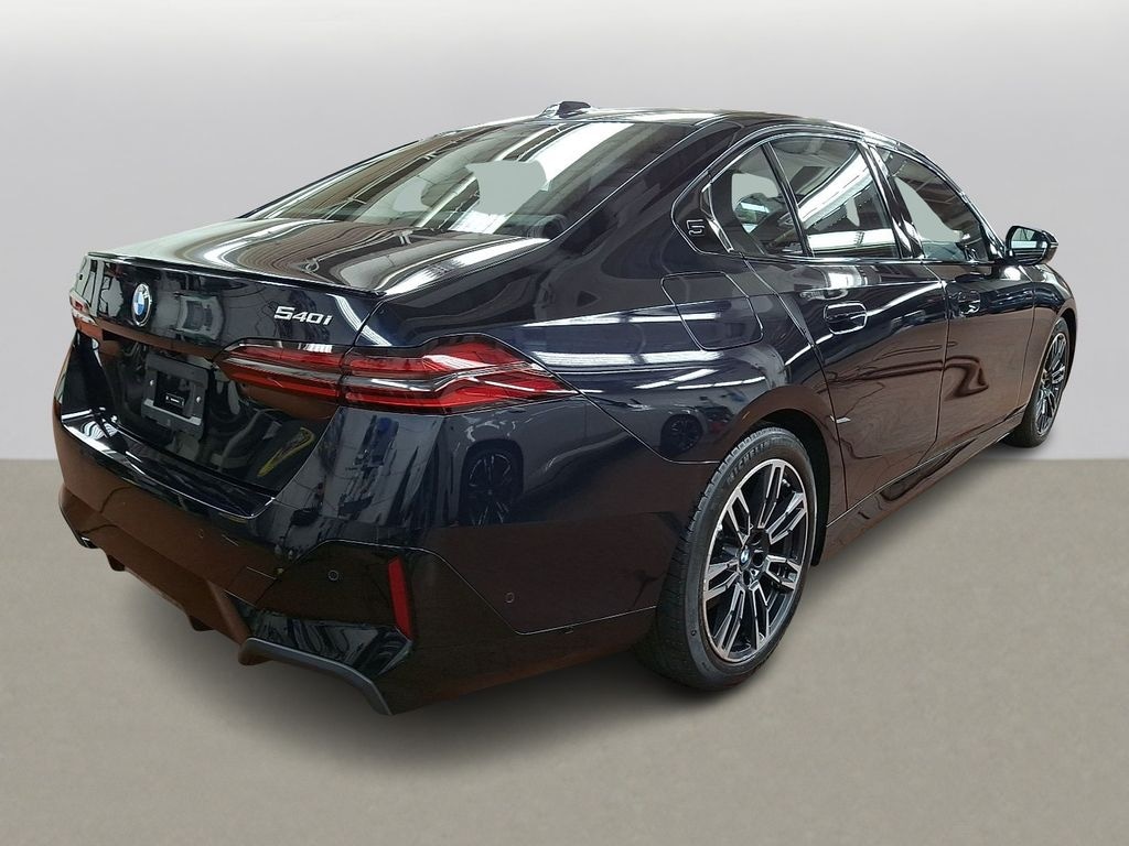 Certified 2024 BMW 540i xDrive Sedan
