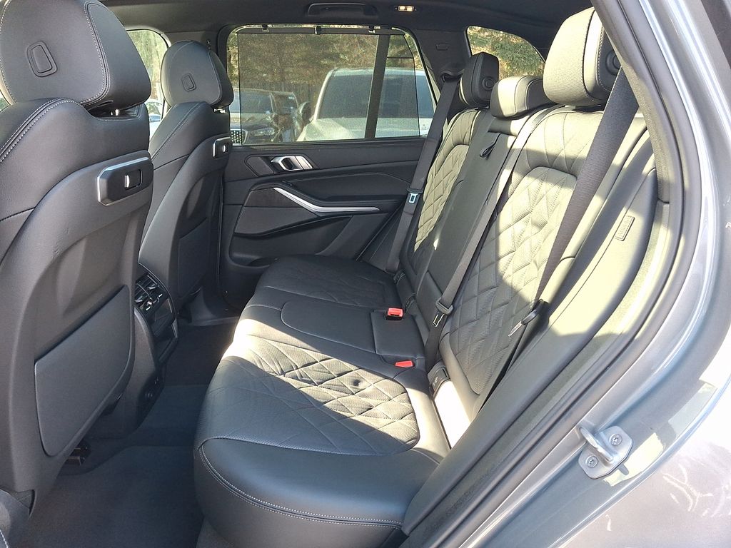 Thumbnail: 2024 BMW X5 - 7