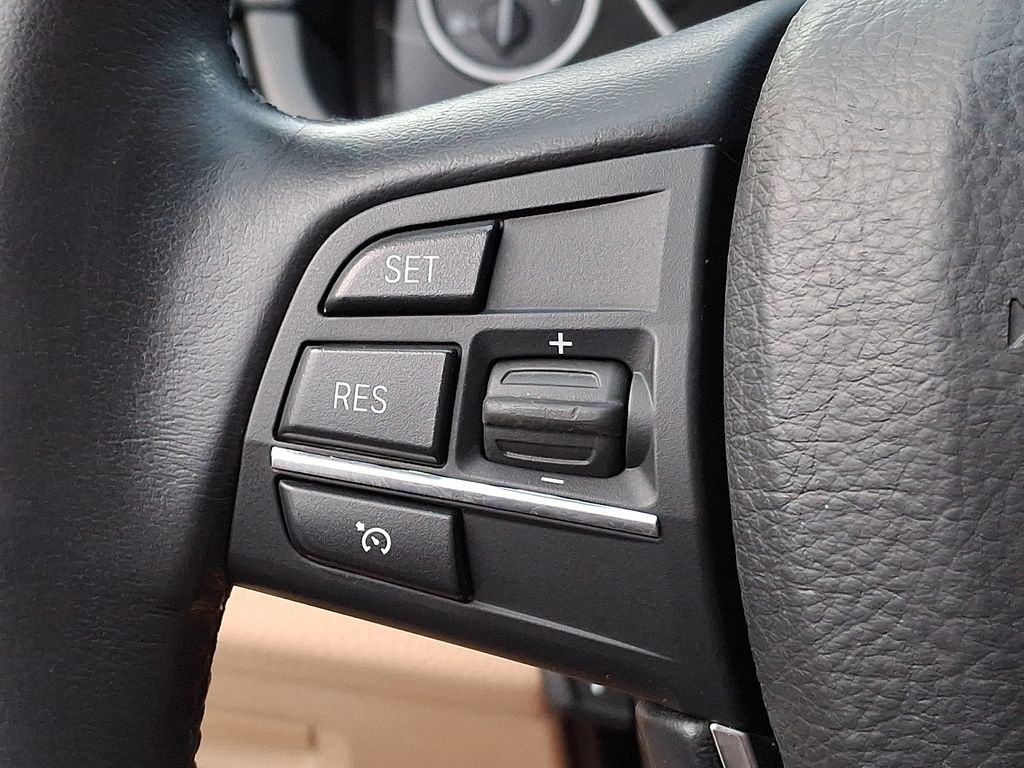 Thumbnail: 2015 BMW 5 Series - 18