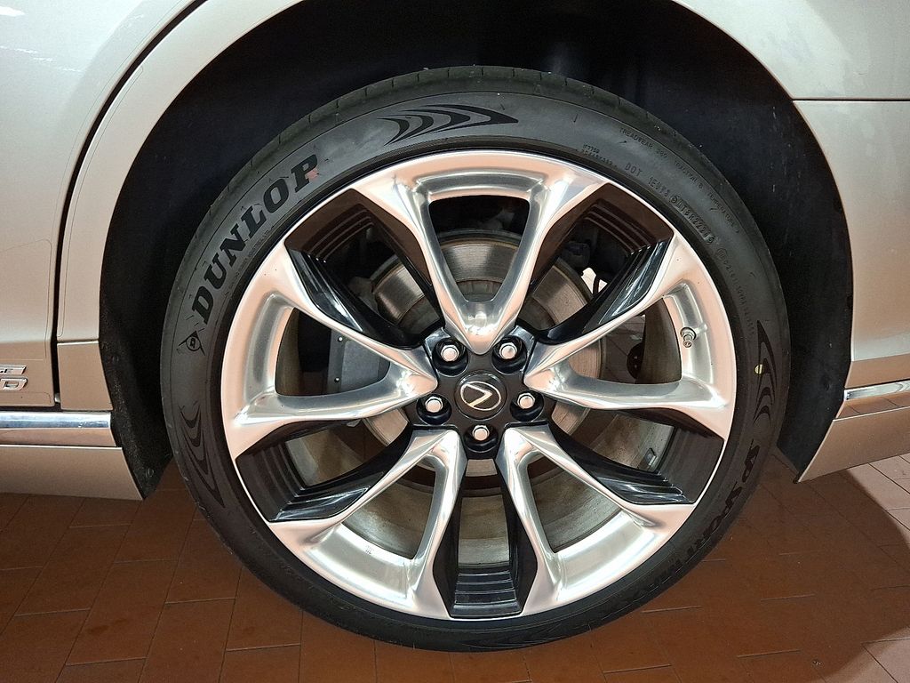 Thumbnail: 2018 Lexus LS - 7