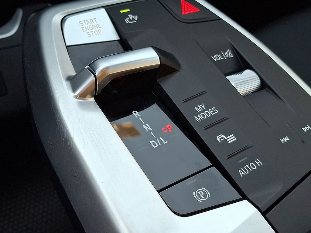 Thumbnail: 2023 BMW X1 - 13