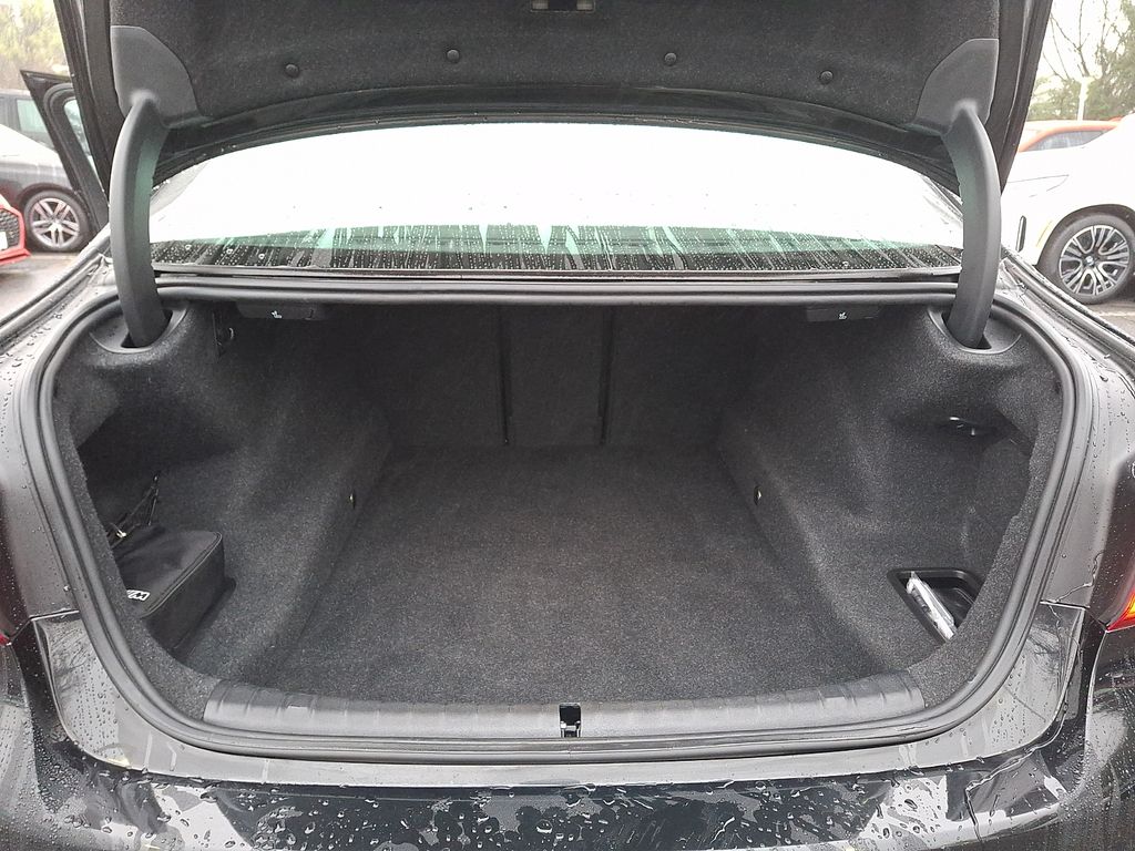 Thumbnail: 2019 BMW M5 - 28