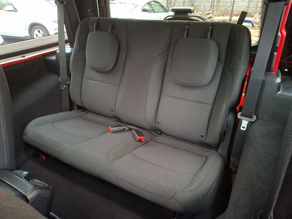 Thumbnail: 2021 Jeep Wrangler - 11