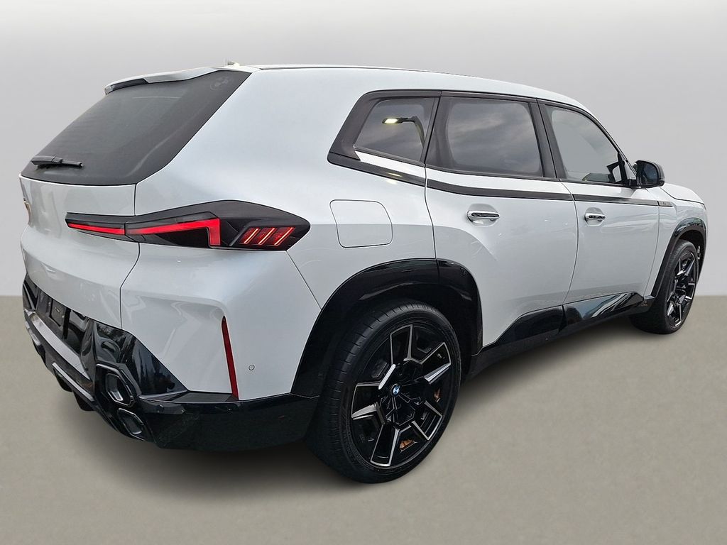 Thumbnail: 2024 BMW XM - 4