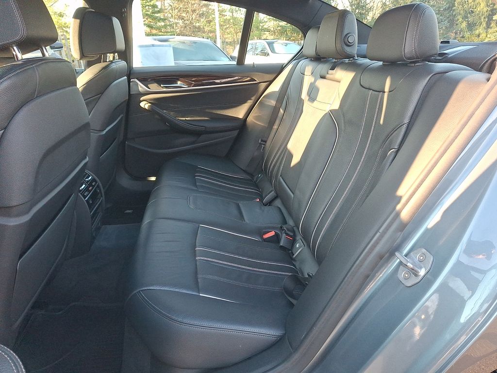 Thumbnail: 2019 BMW 5 Series - 7