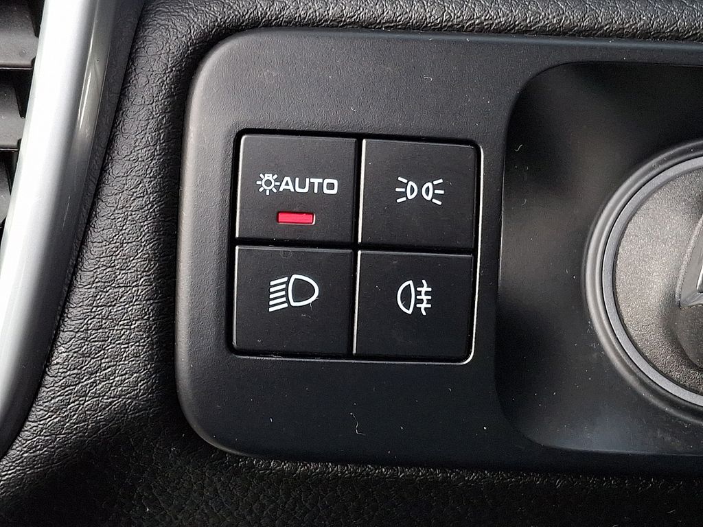 Thumbnail: 2023 Porsche Cayenne - 20