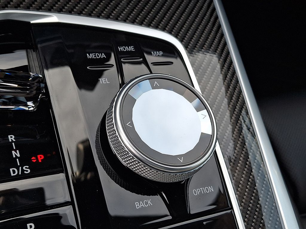 Thumbnail: 2025 BMW X7 - 23